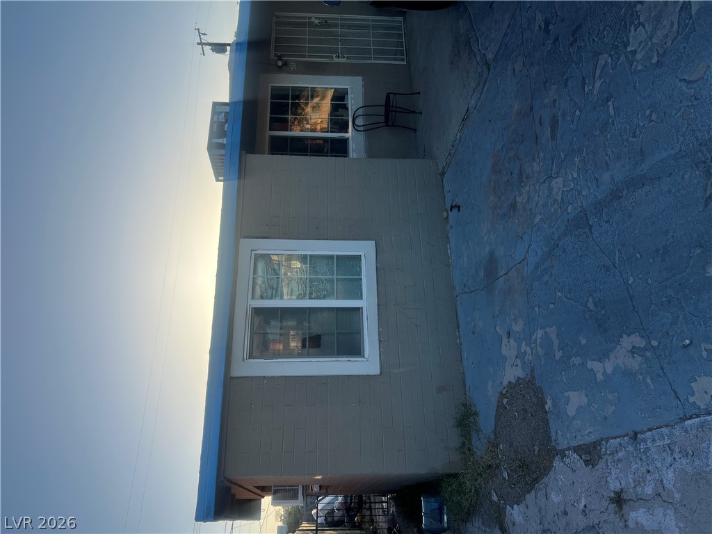 321 North Yale Street Property Photo 1