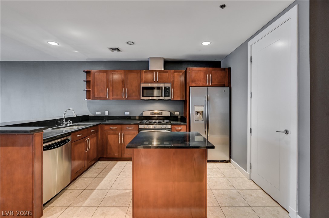 4575 Dean Martin Drive 1811 Property Photo 13