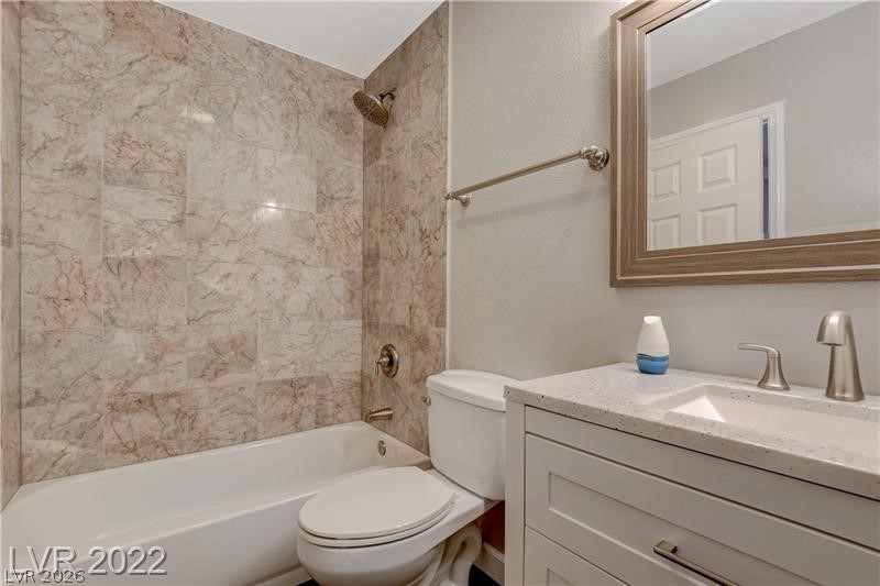 1303 Darlene Way 405b Property Photo 3