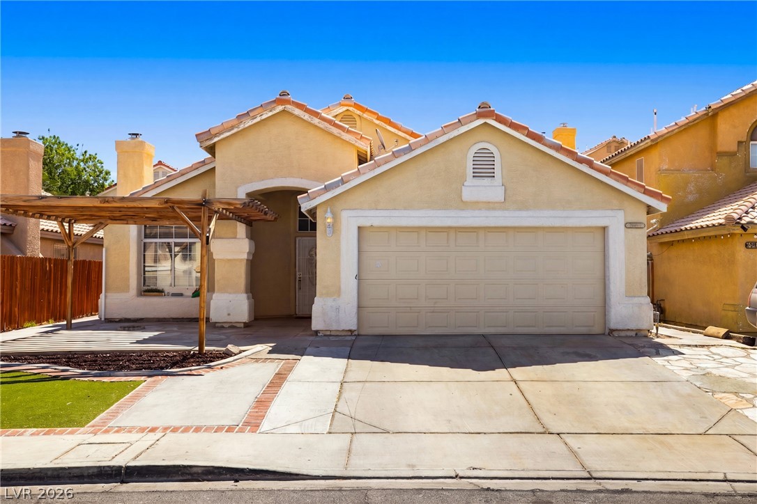 2568 Windy Leaf Drive