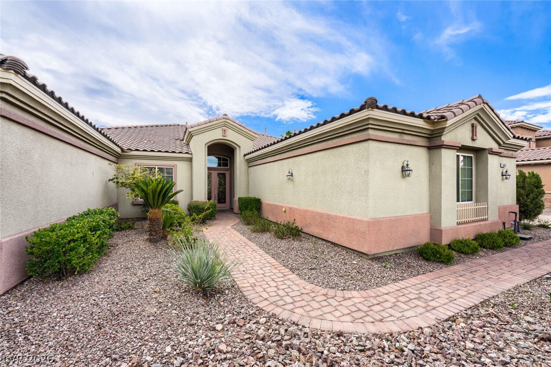 5533 Sumac Ridge Court Property Photo 1