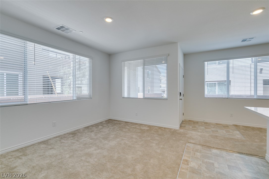 1532 Eliana Crossing Place Property Photo 9