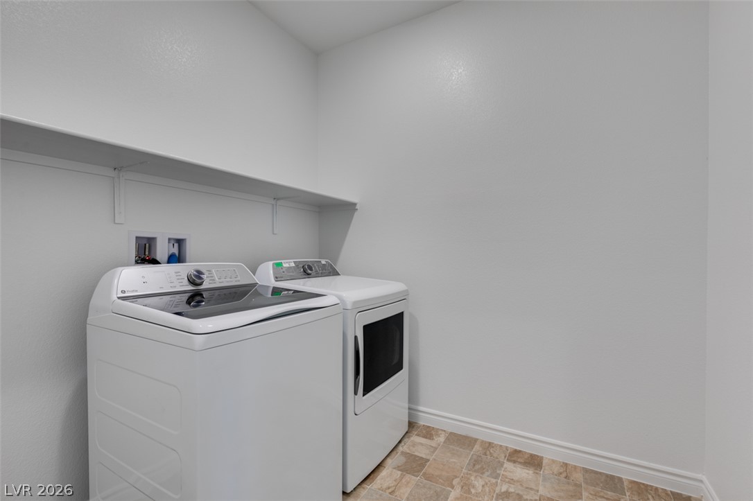 1532 Eliana Crossing Place Property Photo 28