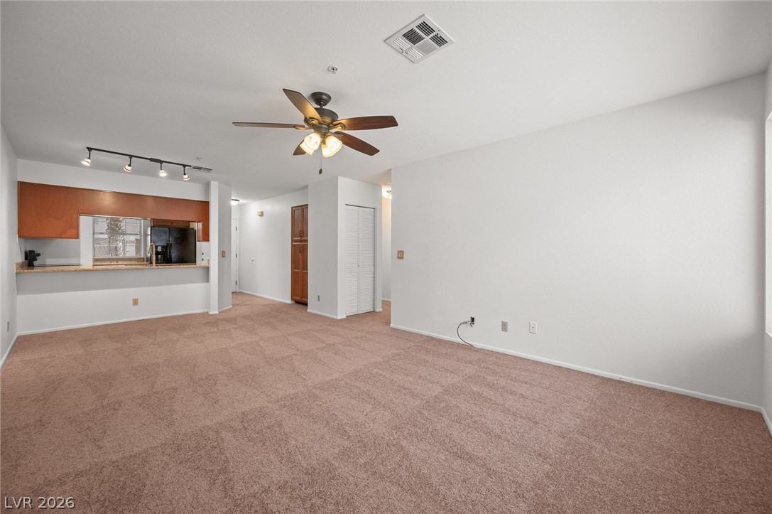 2076 Mesquite Lane 102 Property Photo 11