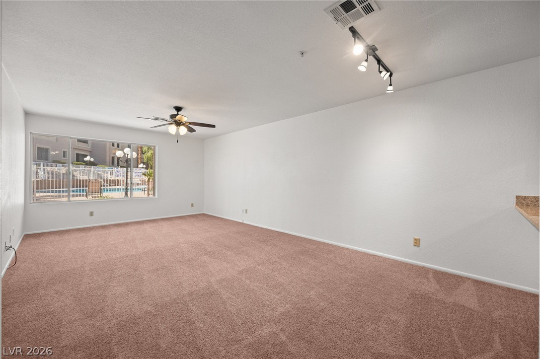 2076 Mesquite Lane 102 Property Photo 12