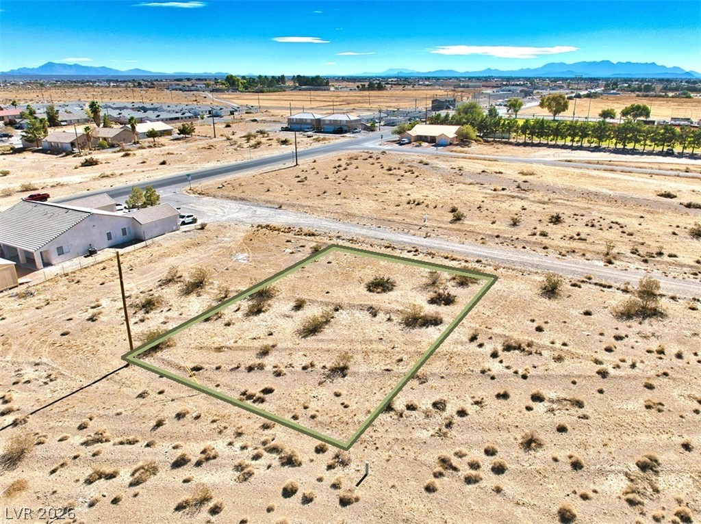 1750 Geronimo Street Property Photo 5