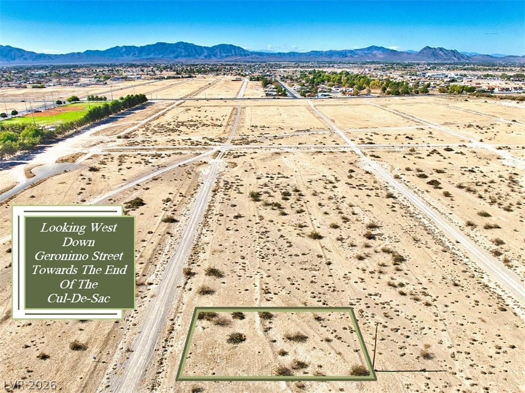 1750 Geronimo Street Property Photo 10