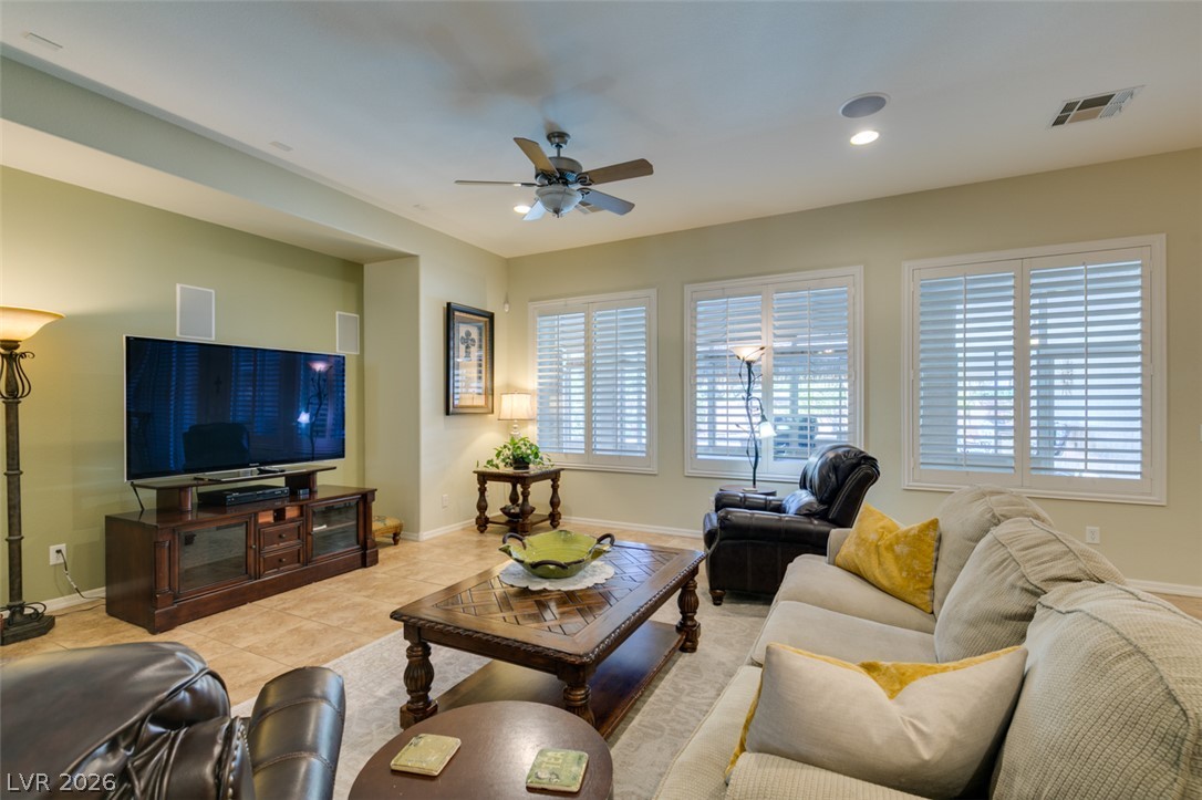 8125 Soledad Canyon Street Property Photo 29