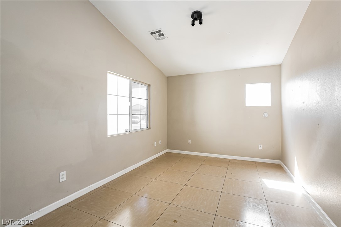 1122 Elliot Park Avenue Property Photo 9