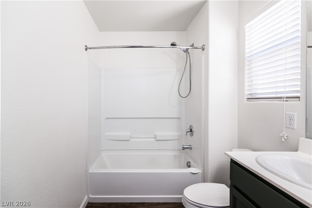 989 Harbor Avenue Property Photo 28