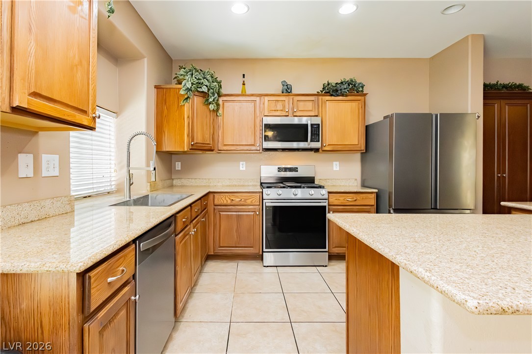 1176 Via Piazza Property Photo 3