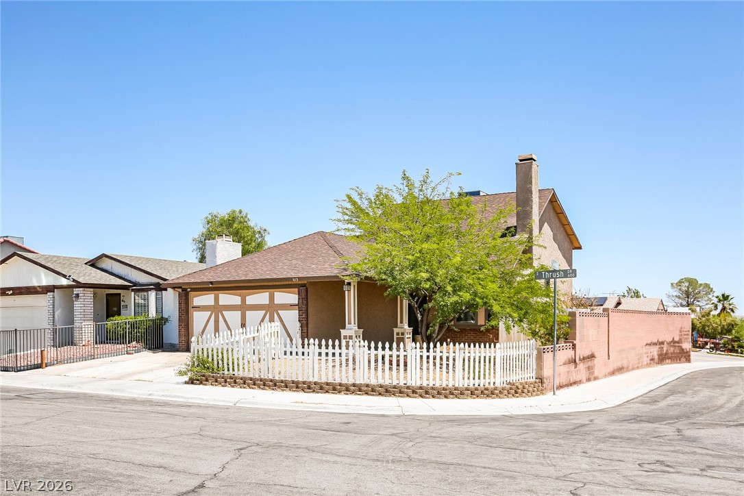 613 Thrush Drive Property Photo 4