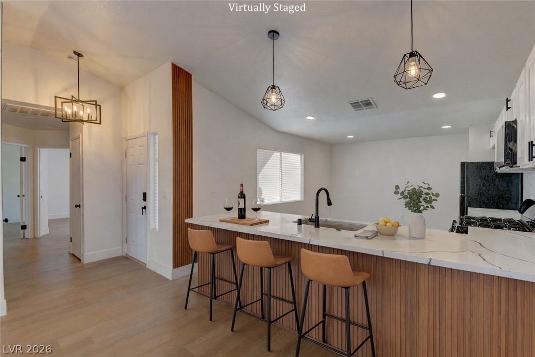 4724 West La Madre Way Property Photo 2
