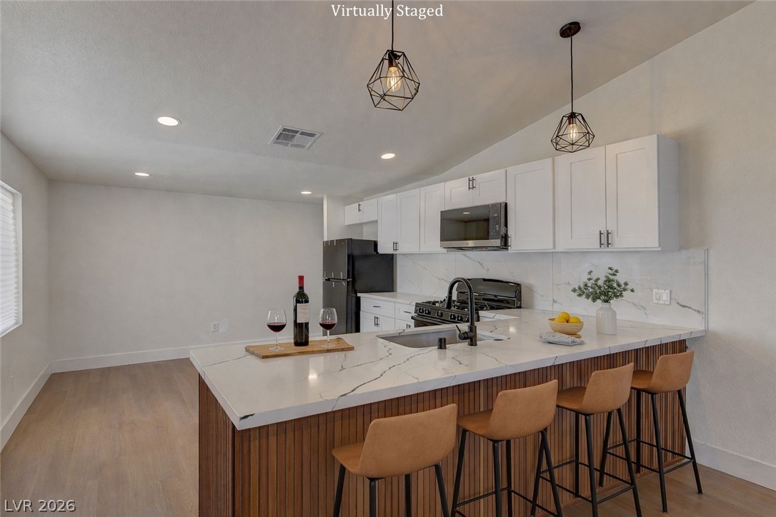 4724 West La Madre Way Property Photo 3