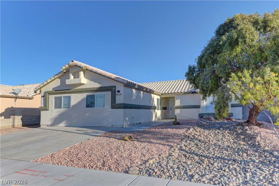 4724 West La Madre Way Property Photo 9