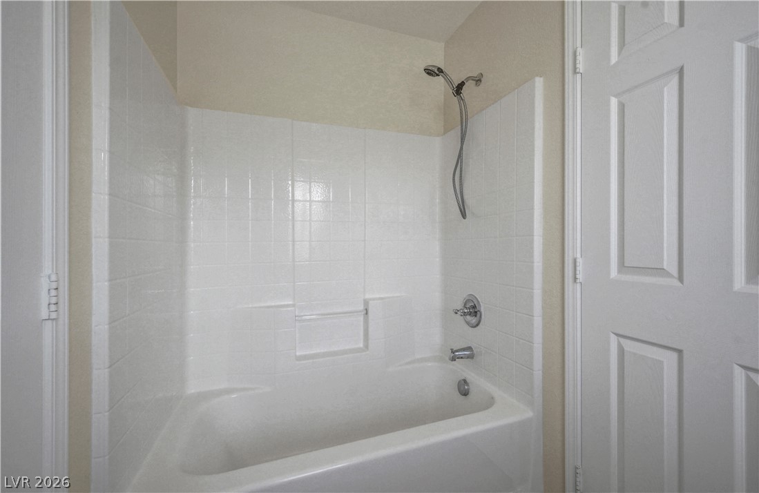 3952 Badgerbrook Street Property Photo 44
