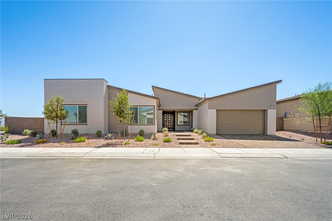 206 Devon Crest Avenue Property Photo