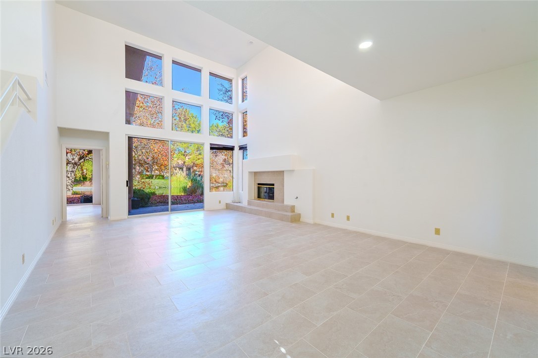 4957 Crooked Stick Way Property Photo 2