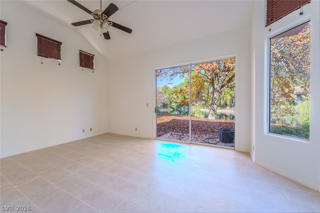 4957 Crooked Stick Way Property Photo 12