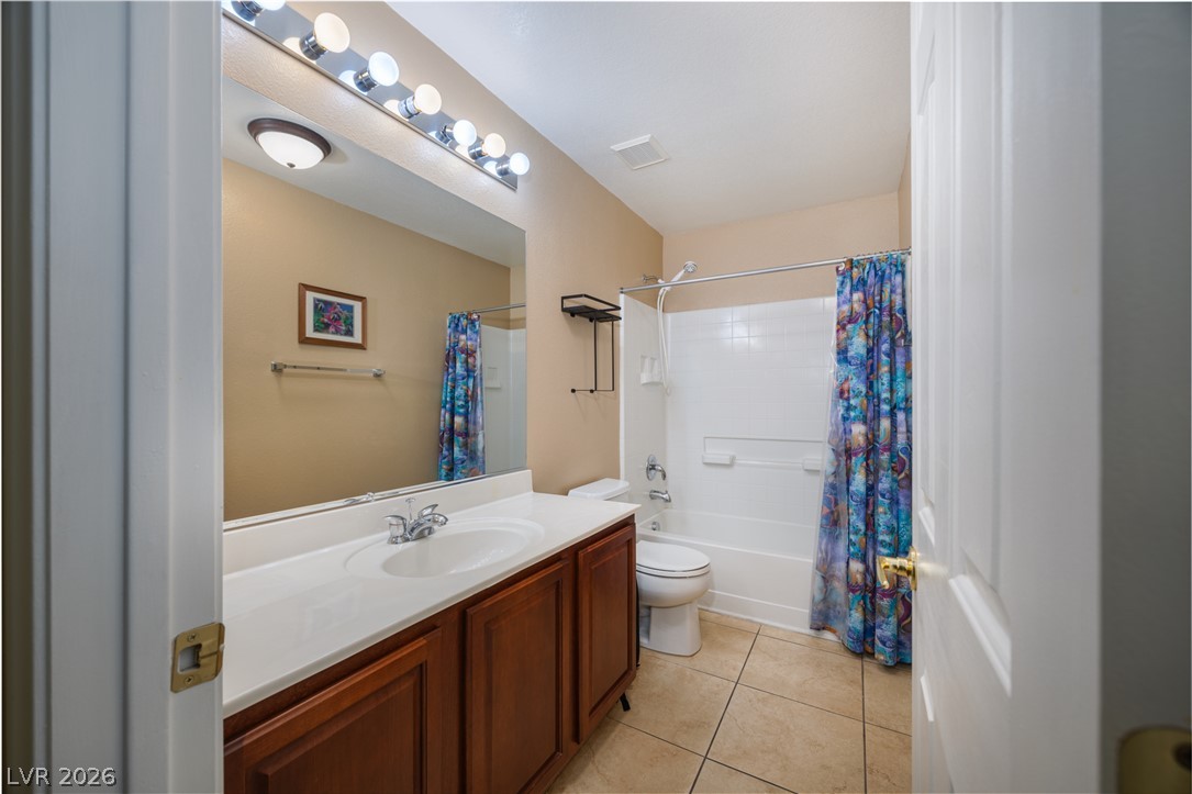 7813 Territorial Street Property Photo 16