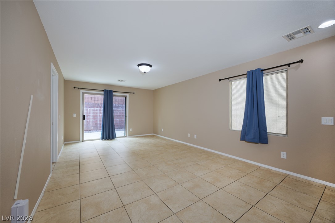 7813 Territorial Street Property Photo 19