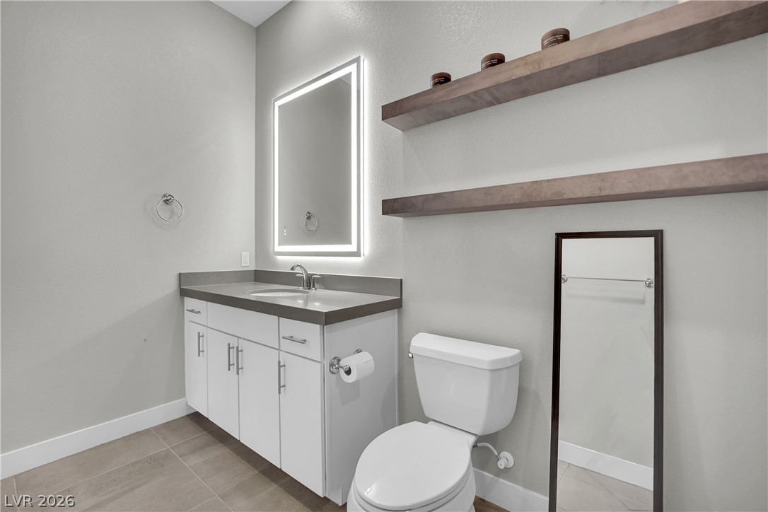 9141 Las Manaitas Avenue 301 Property Photo 18