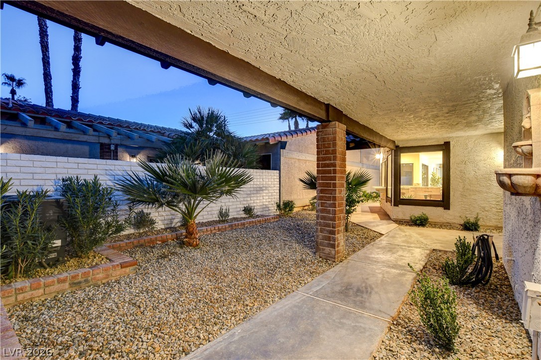 2100 Plaza Del Padre Property Photo 48