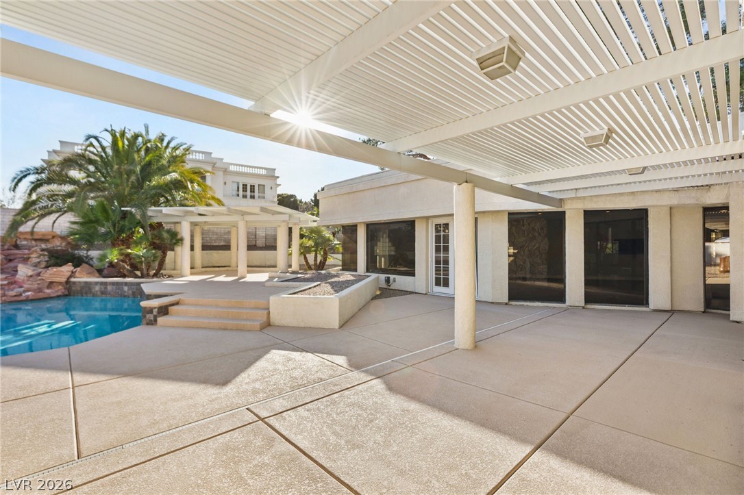 13 Dovetail Circle Property Photo 50