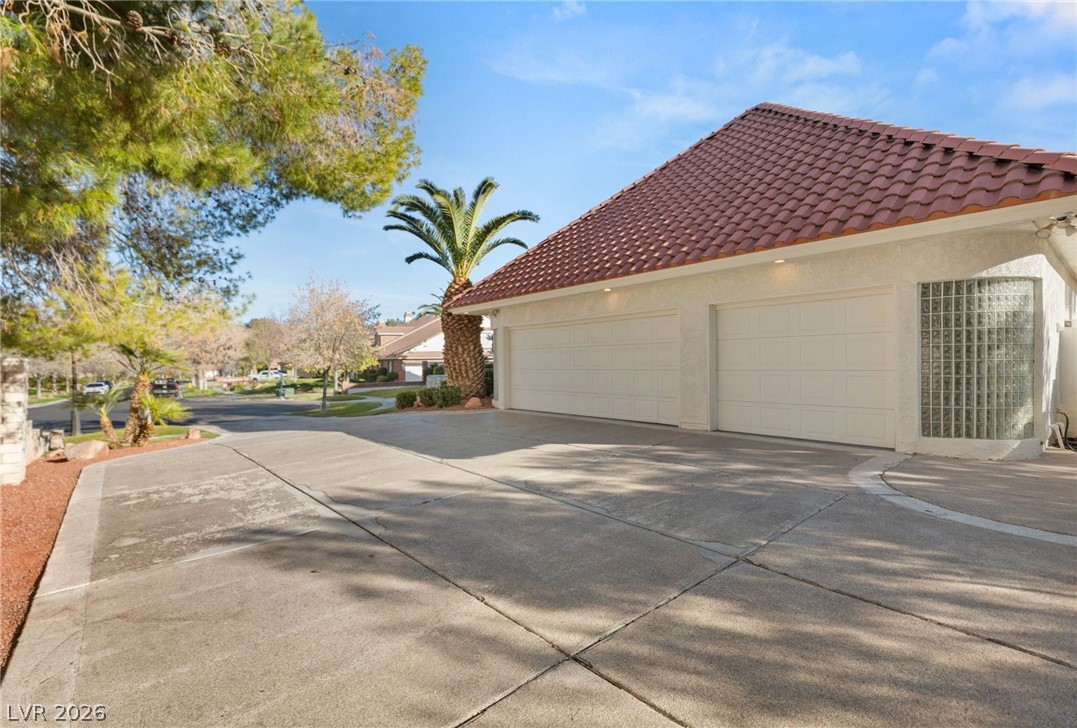 13 Dovetail Circle Property Photo 66