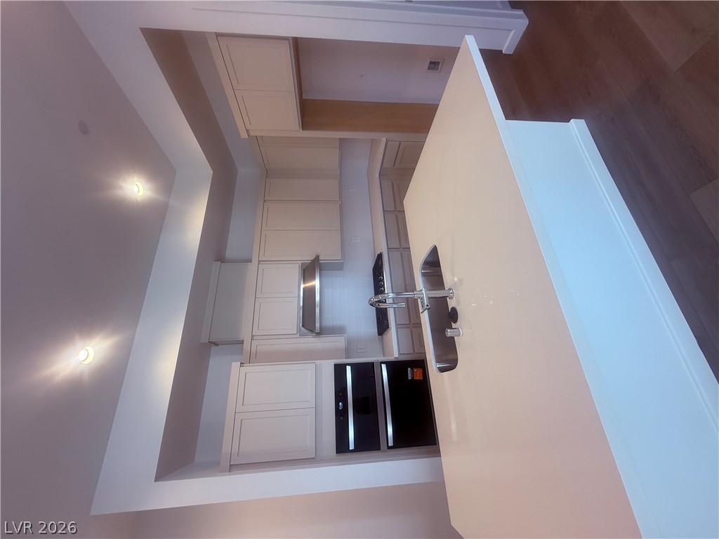 642 Talon Ridge Street Property Photo 4