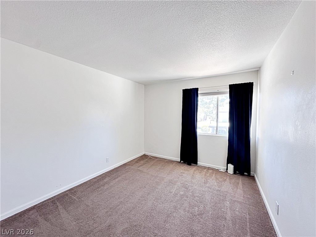 674 Rolling Green Drive 674 Property Photo 23