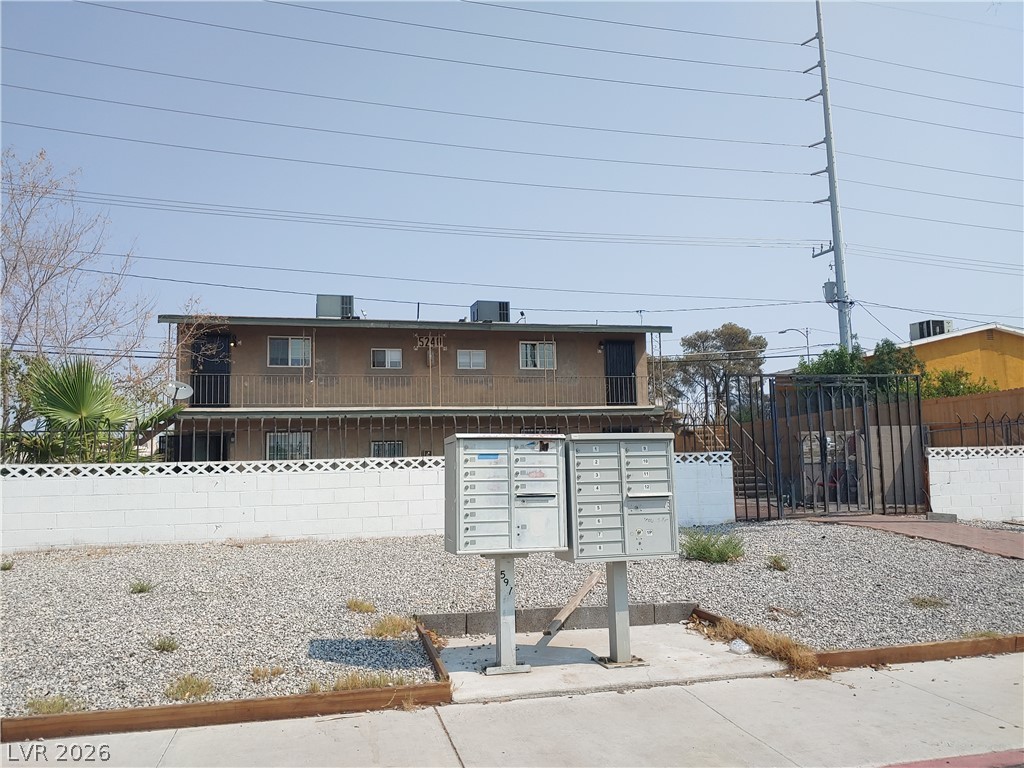 5240 Pebble Beach Boulevard D Property Photo 3