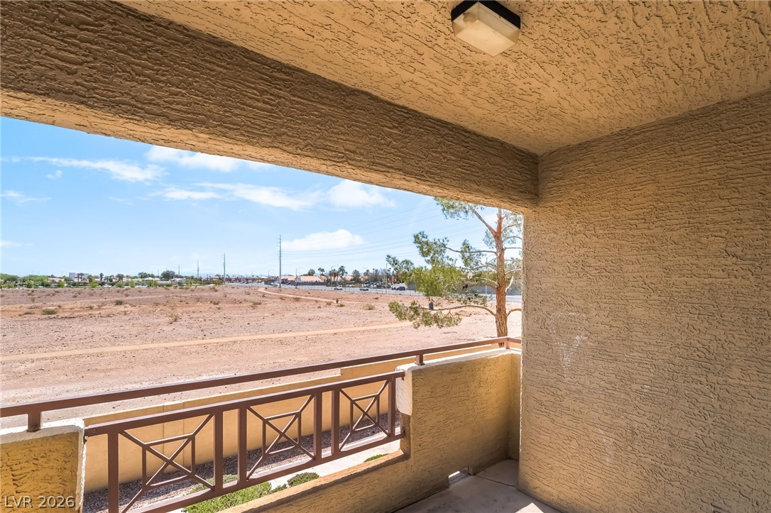 8070 West Russel Road 2024 Property Photo 17
