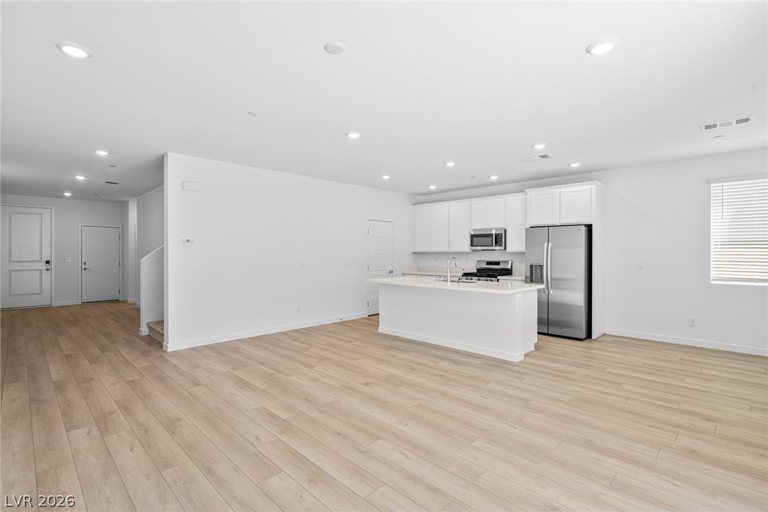 3631 Dusted Glow Avenue Property Photo 5