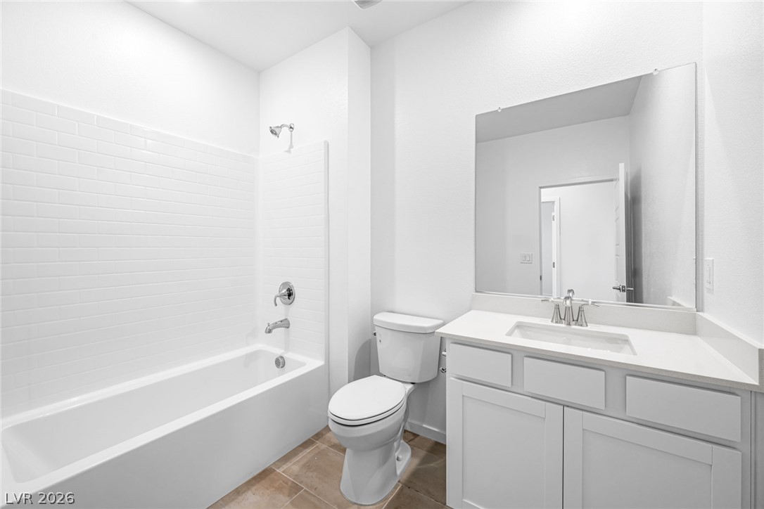 3631 Dusted Glow Avenue Property Photo 23