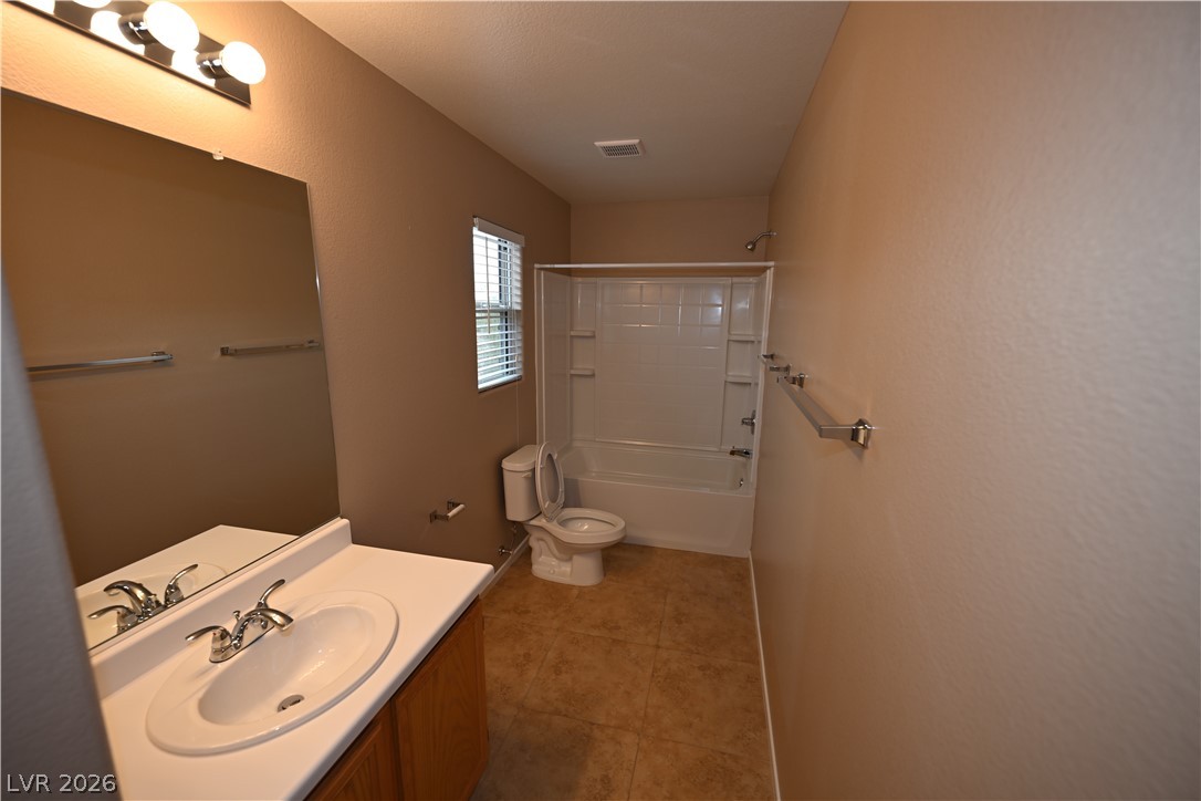 6152 West Cougar Avenue Property Photo 23
