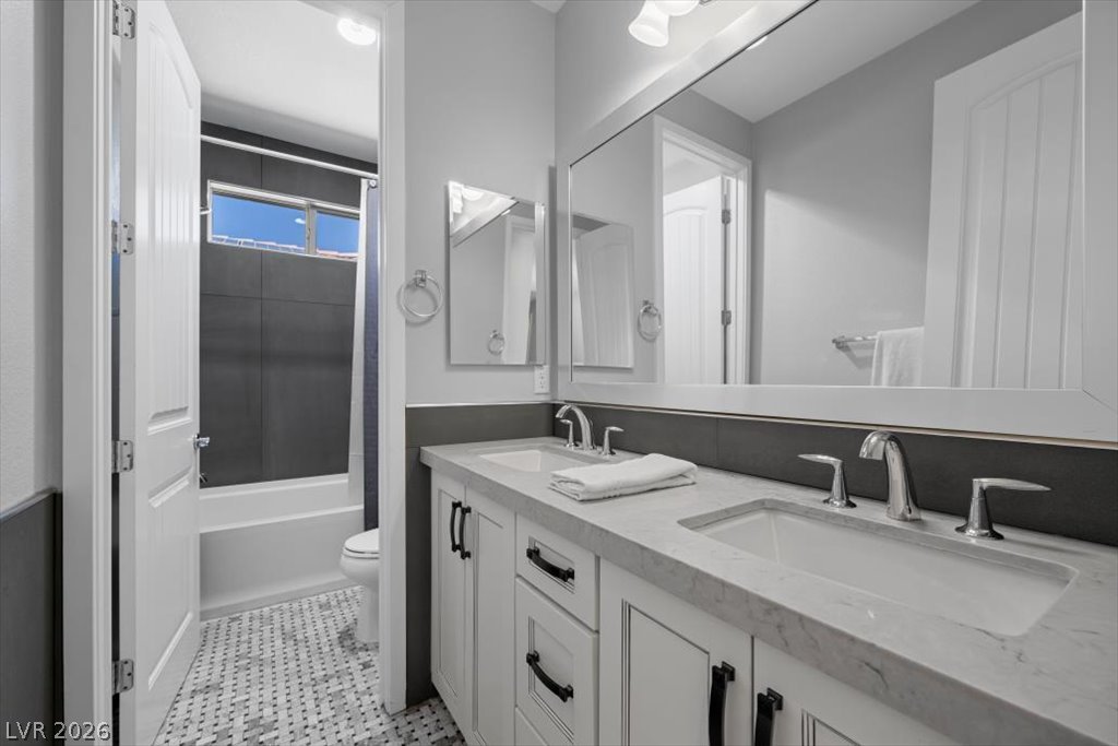 12026 Attiva Avenue Property Photo 46