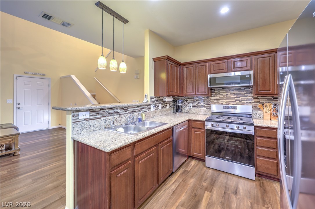 10450 Gold Shadow Avenue Property Photo 5