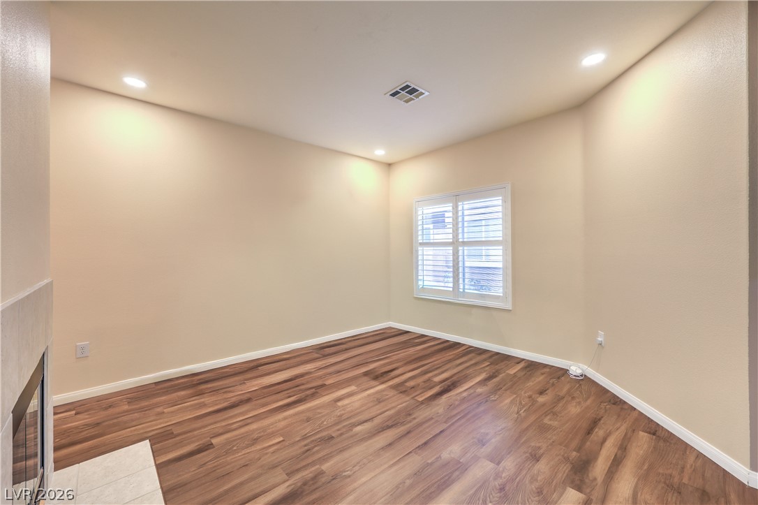 10450 Gold Shadow Avenue Property Photo 15