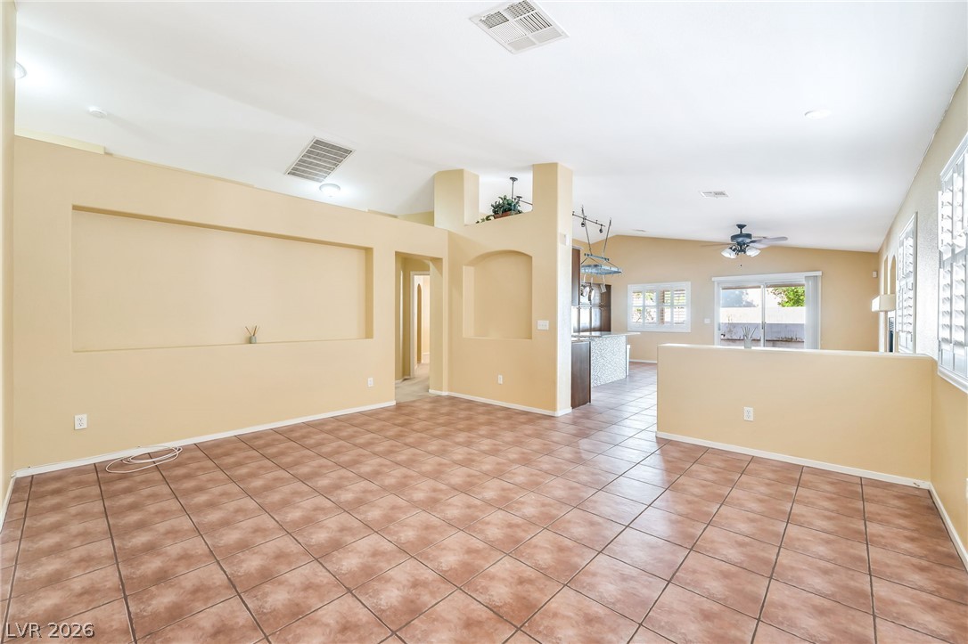 9346 Coral Berry Street Property Photo 6
