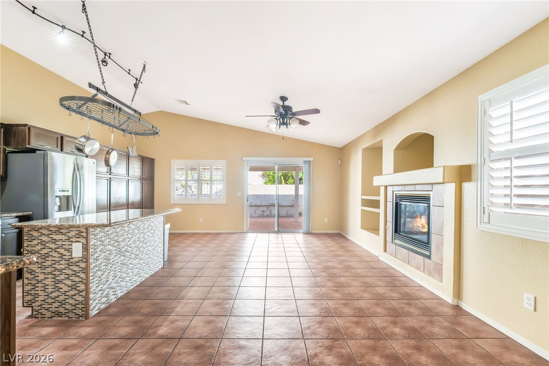 9346 Coral Berry Street Property Photo 9