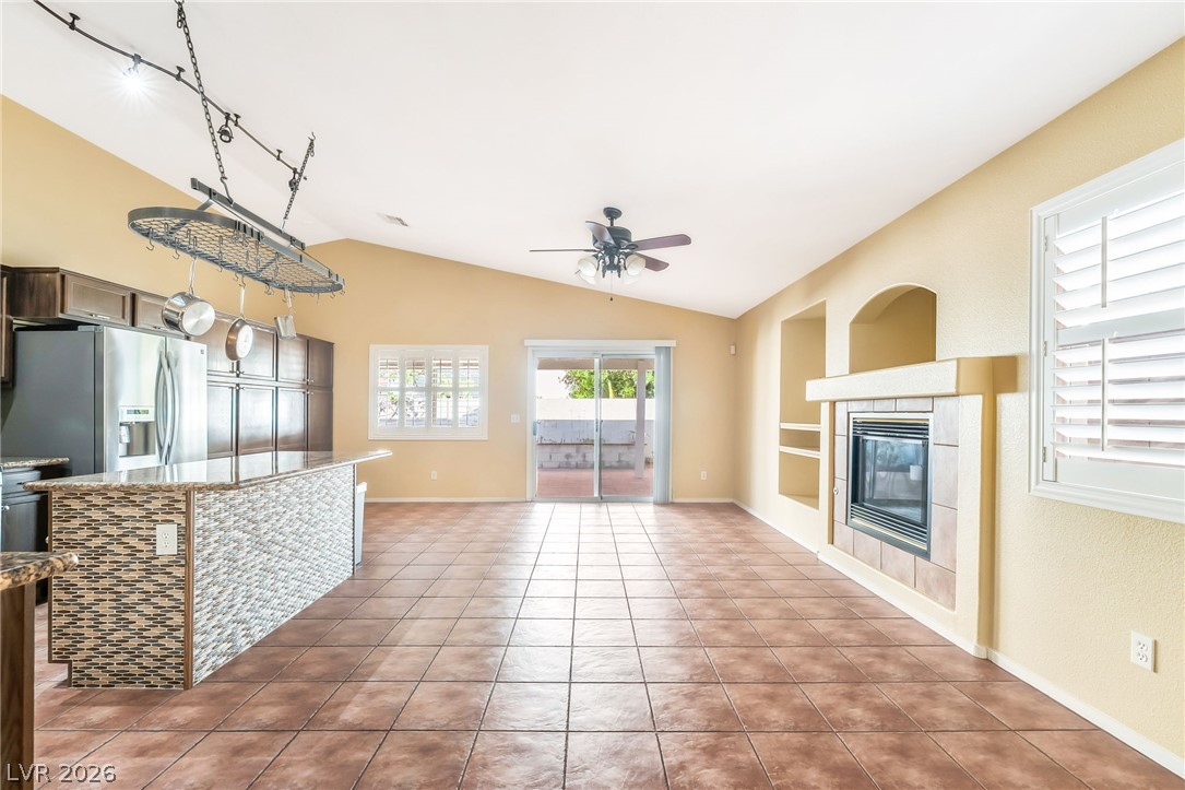 9346 Coral Berry Street Property Photo 10