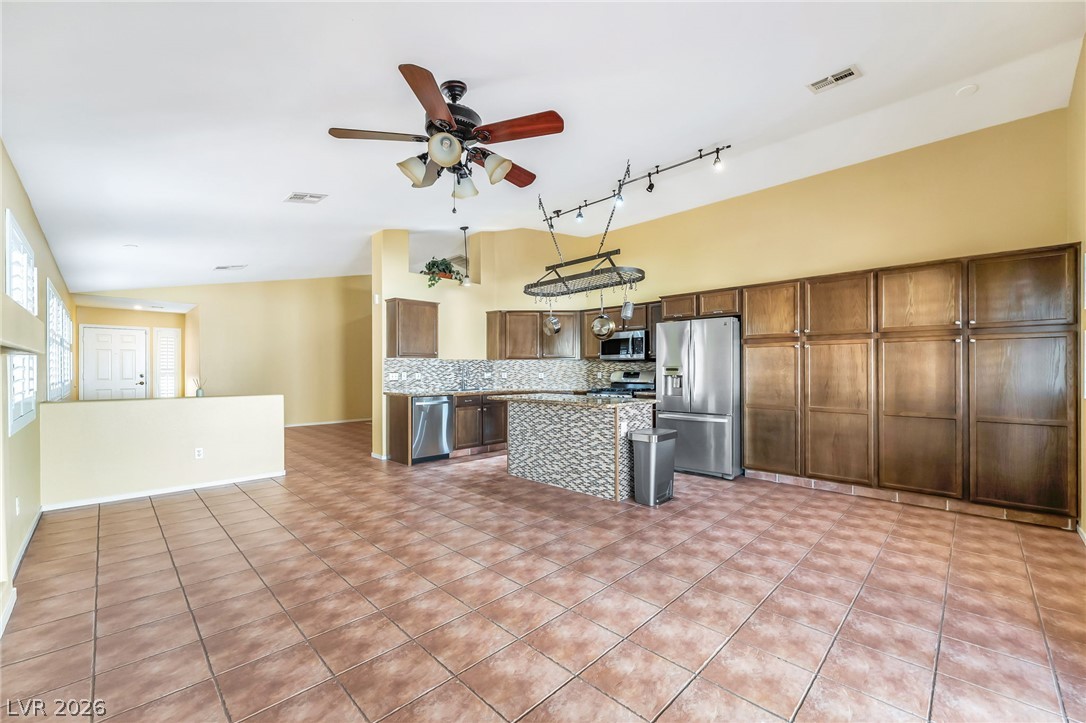 9346 Coral Berry Street Property Photo 12