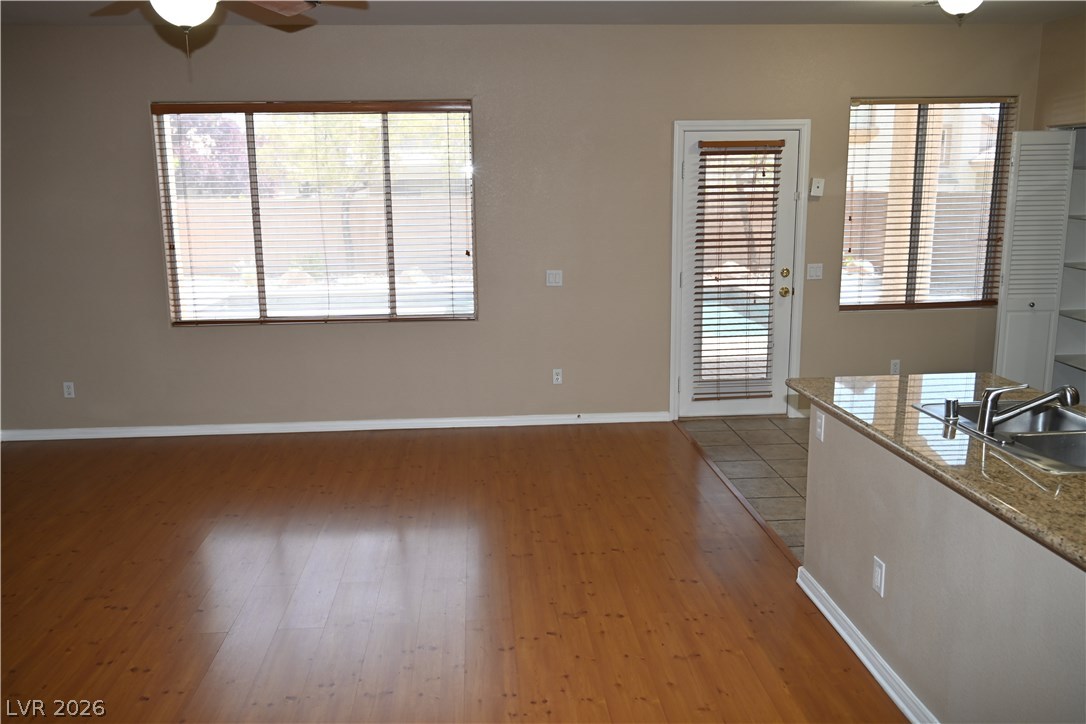 2936 Falling Springs Circle N/a Property Photo 8
