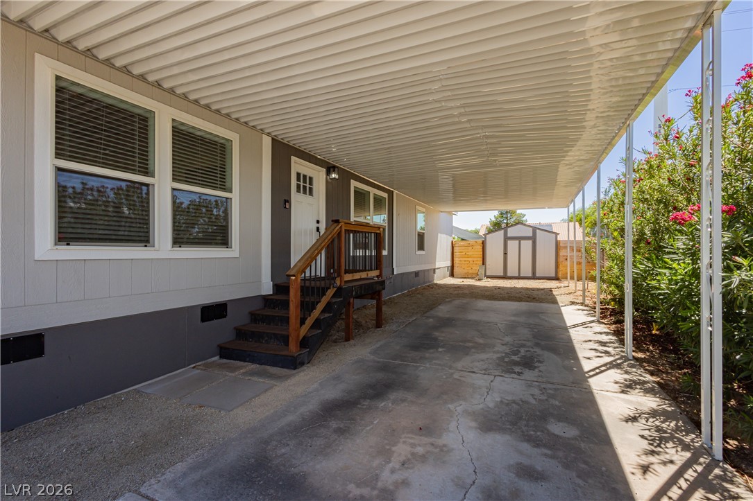3666 Lost Hills Drive Property Photo 3