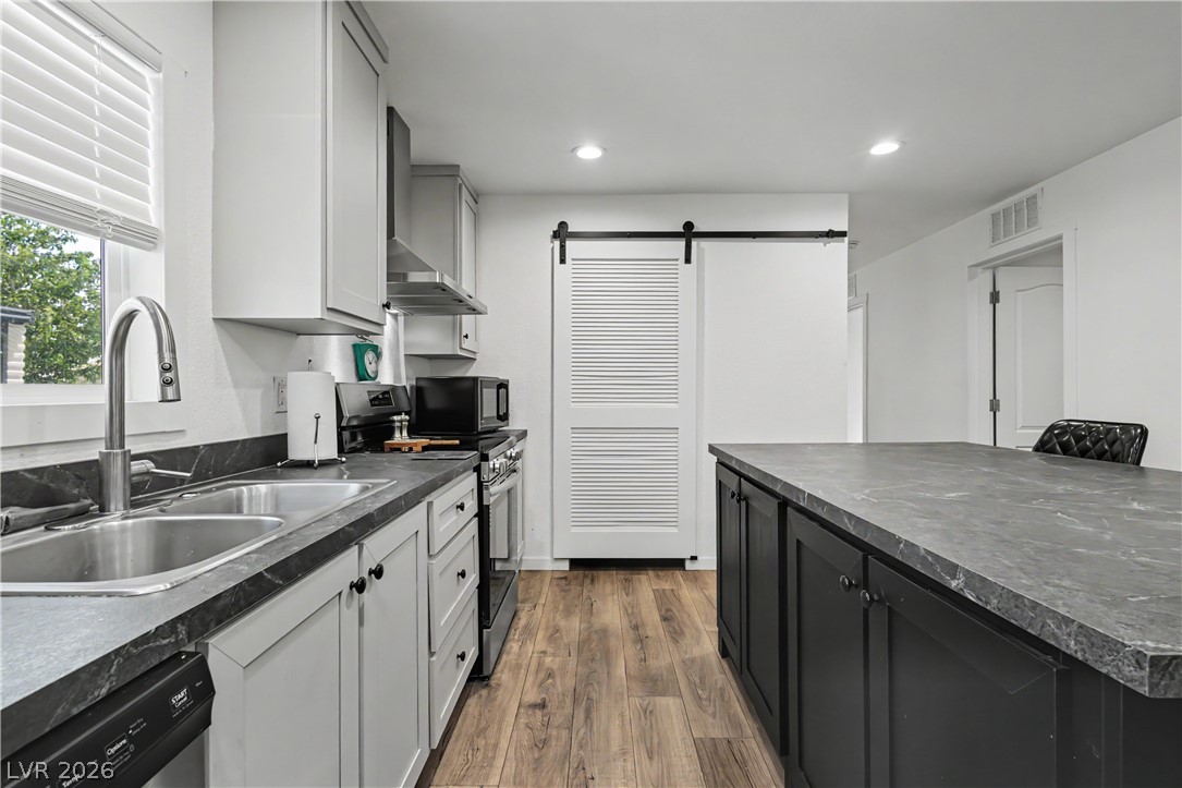 3666 Lost Hills Drive Property Photo 11