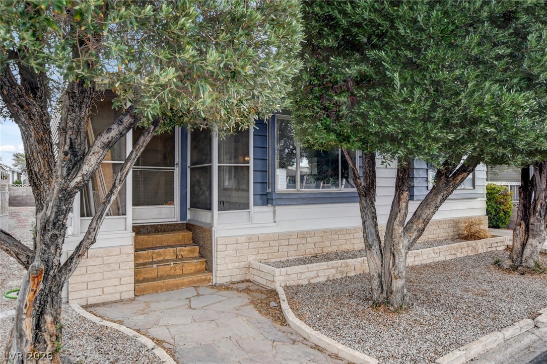 5054 Ridge Drive Property Photo 1