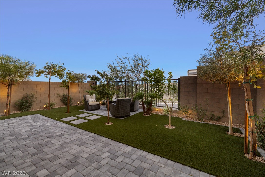 11701 Gentle Birdsong Avenue Property Photo 24