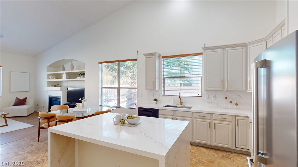 948 Sugar Springs Drive Property Photo 8