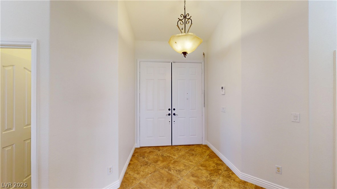 948 Sugar Springs Drive Property Photo 27